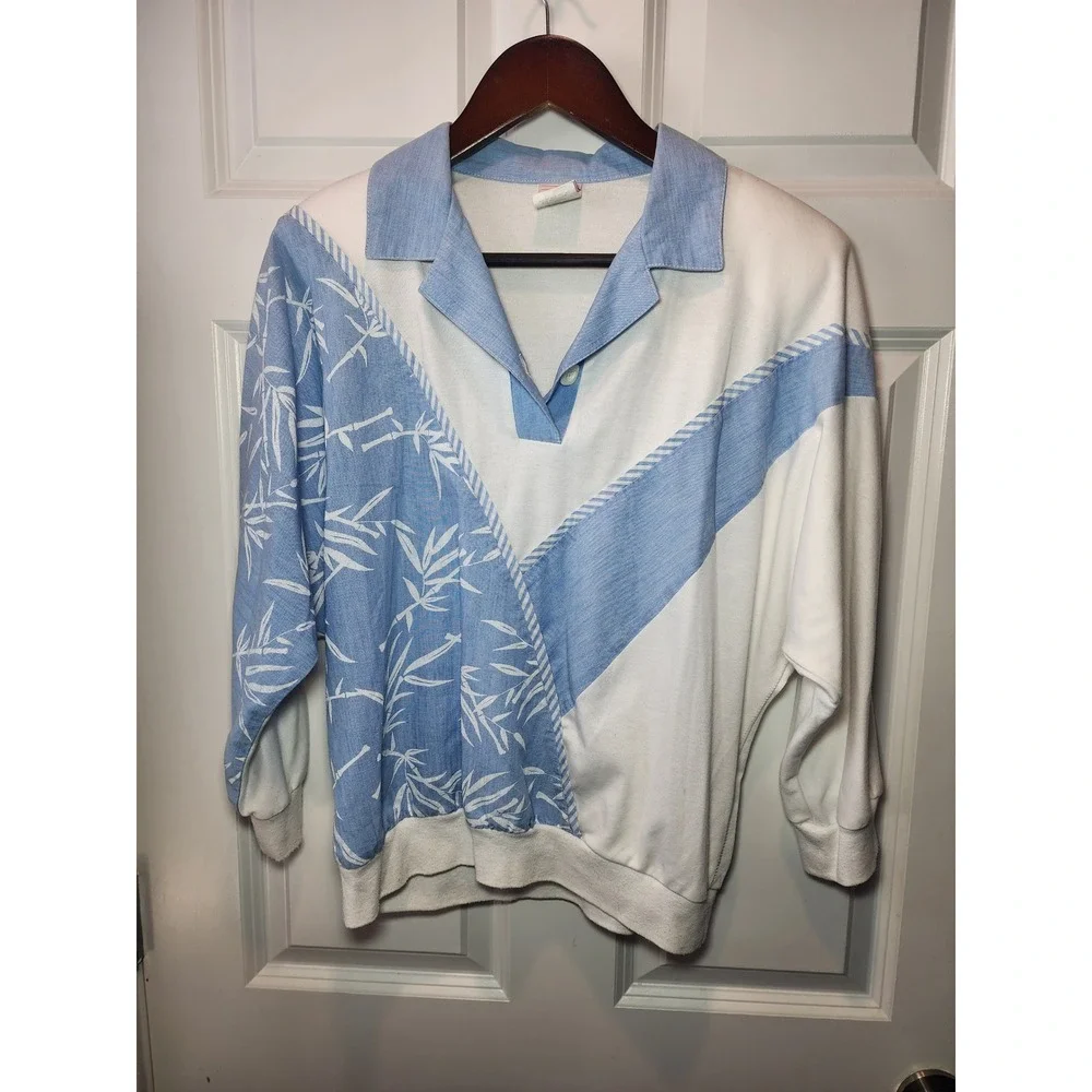 Vintage 80s GW/Graff Bamboo Print  Pullover Top Blue White Ladies M Made in USA